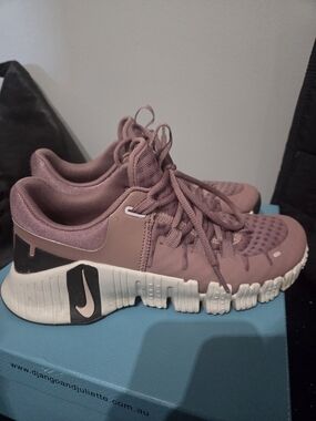 Nike Free Metcon 5 - Like New